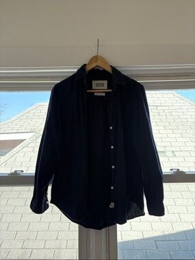Grayson Button-Up Shirt in Deep Navy